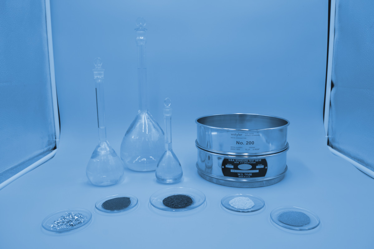 Análisis Químicos, Determinación de Carbono y Azufre en Minerales,